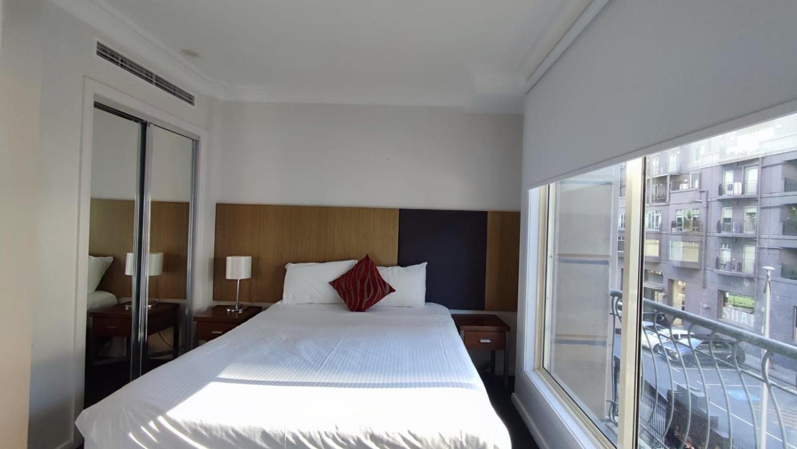 South Yarra Central Apartment Hotel Melbourne Exterior photo