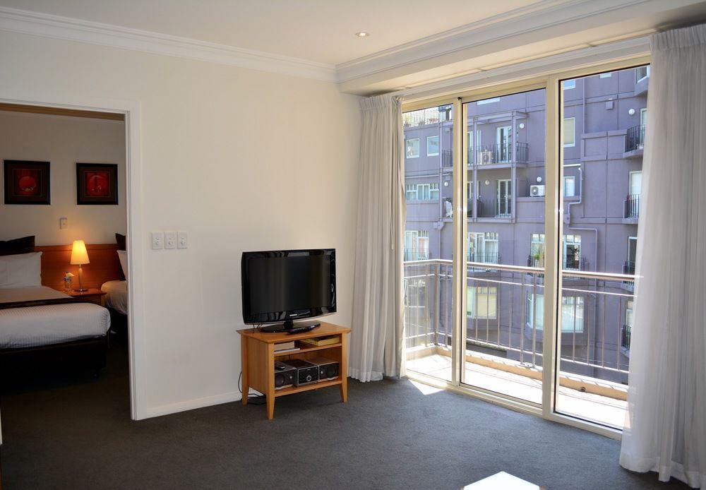 South Yarra Central Apartment Hotel Melbourne Exterior photo