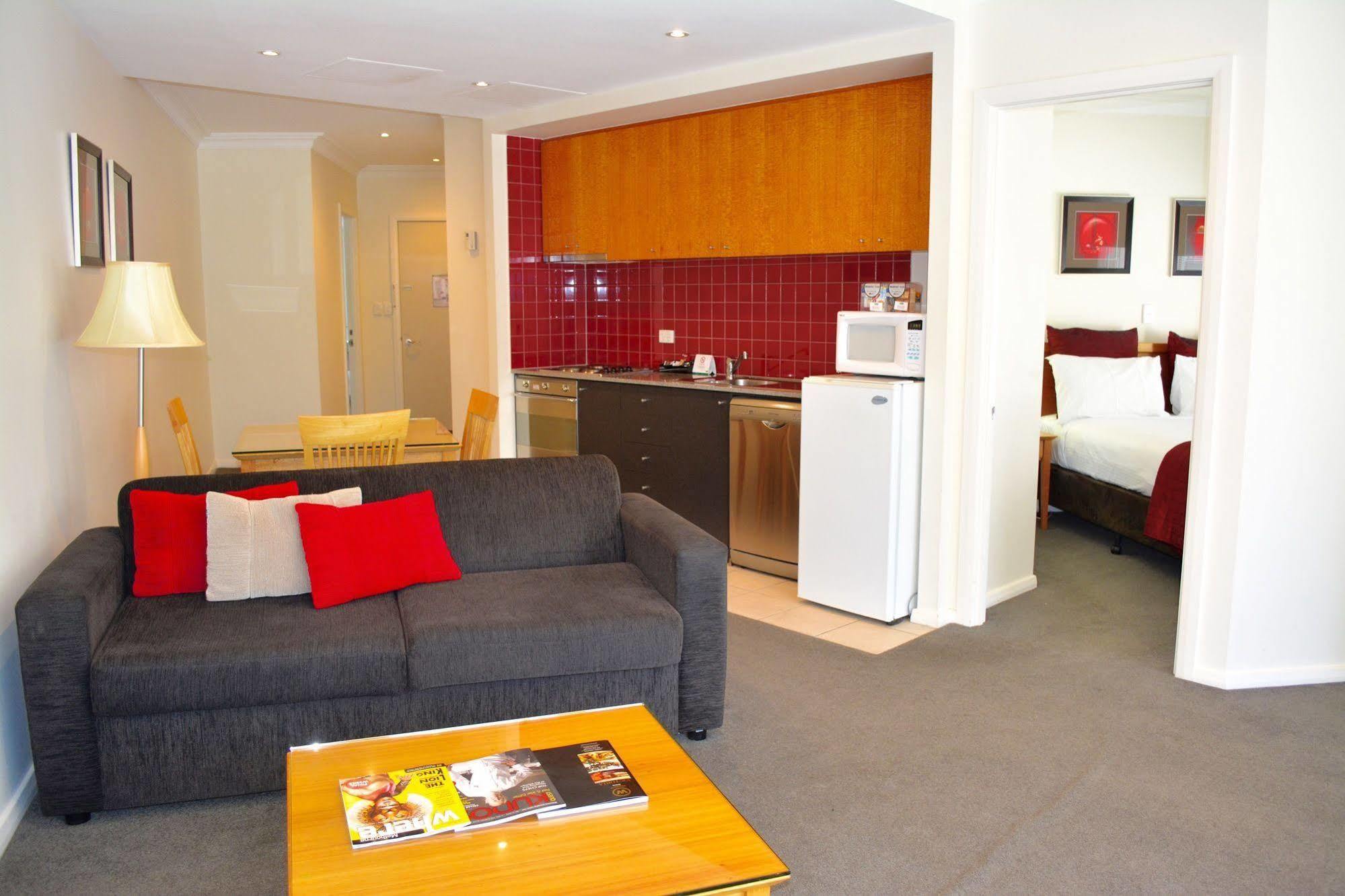 South Yarra Central Apartment Hotel Melbourne Exterior photo